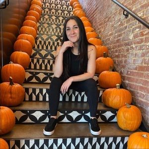 Meet your Posher, Melanie